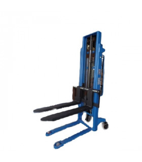 Apilador manual de 1000 kg. y elevación a 2.500 mm