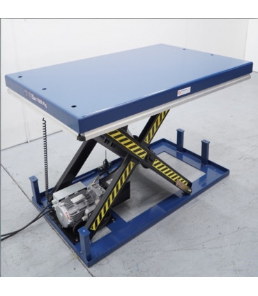 Mesa elevadora eléctrica 2.000 kg.