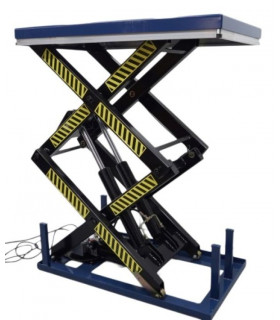 Mesa elevadora eléctrica 3.000 kg. y plataforma de 2700 x 1500