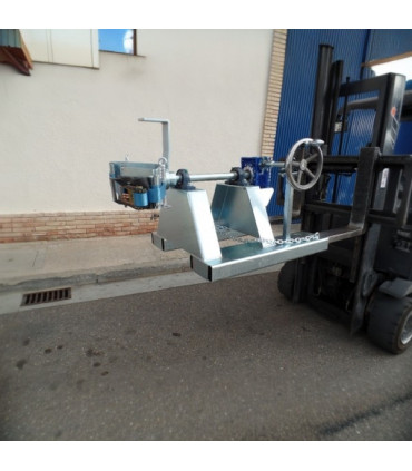 Implemento para volteo 1 bidón 360° lateral